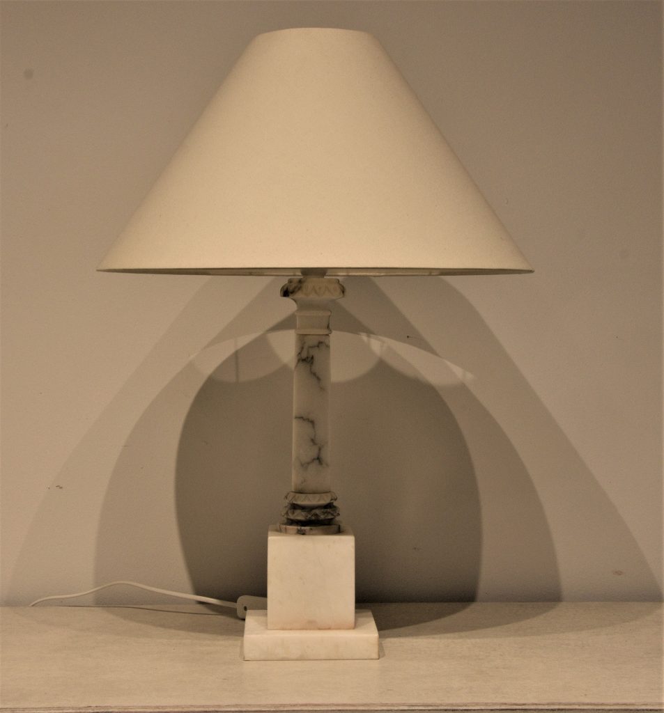 Marmurowa lampa stołowa OD-318